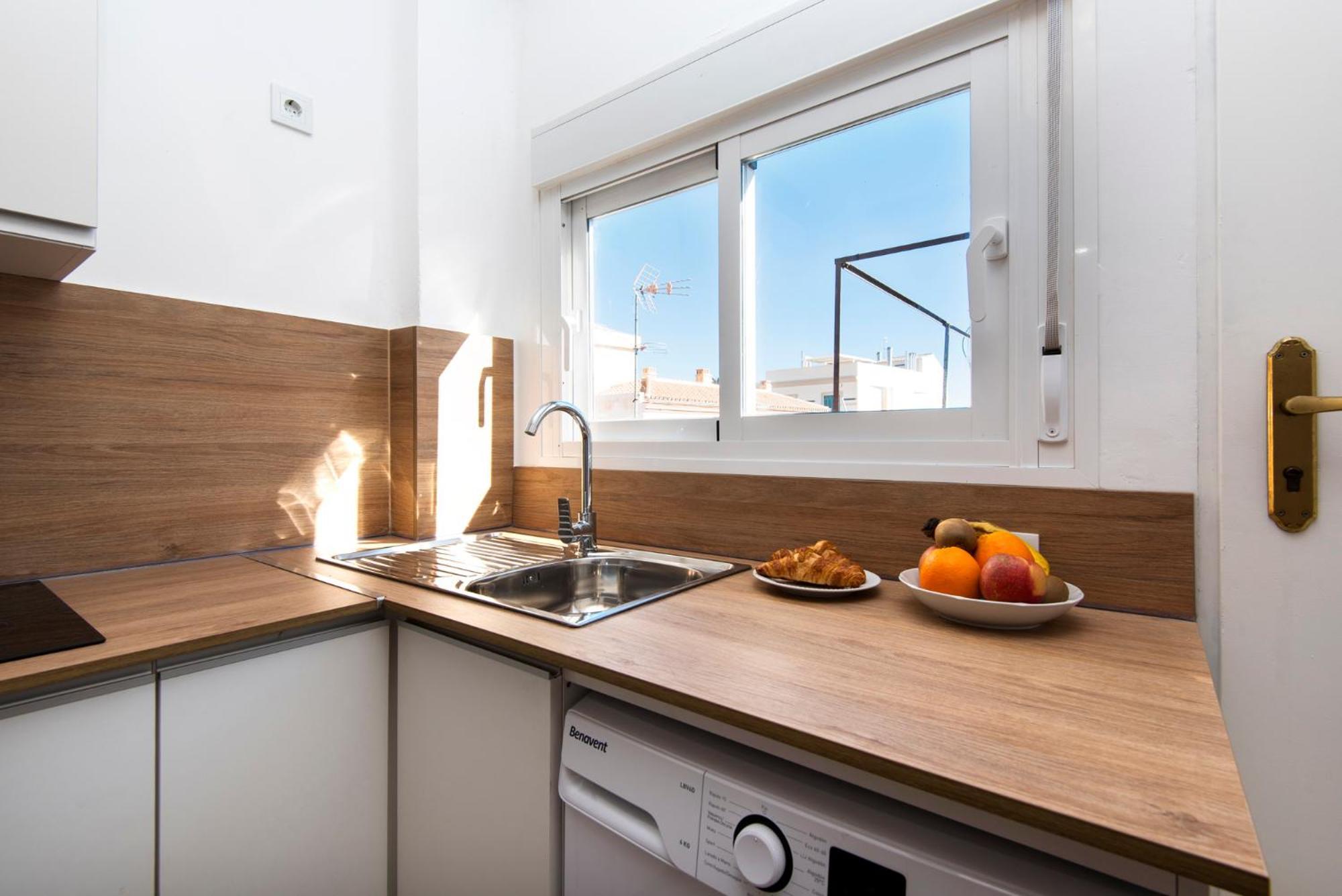 Apartment Malaga Tour Museums Constitucion Square Exterior foto